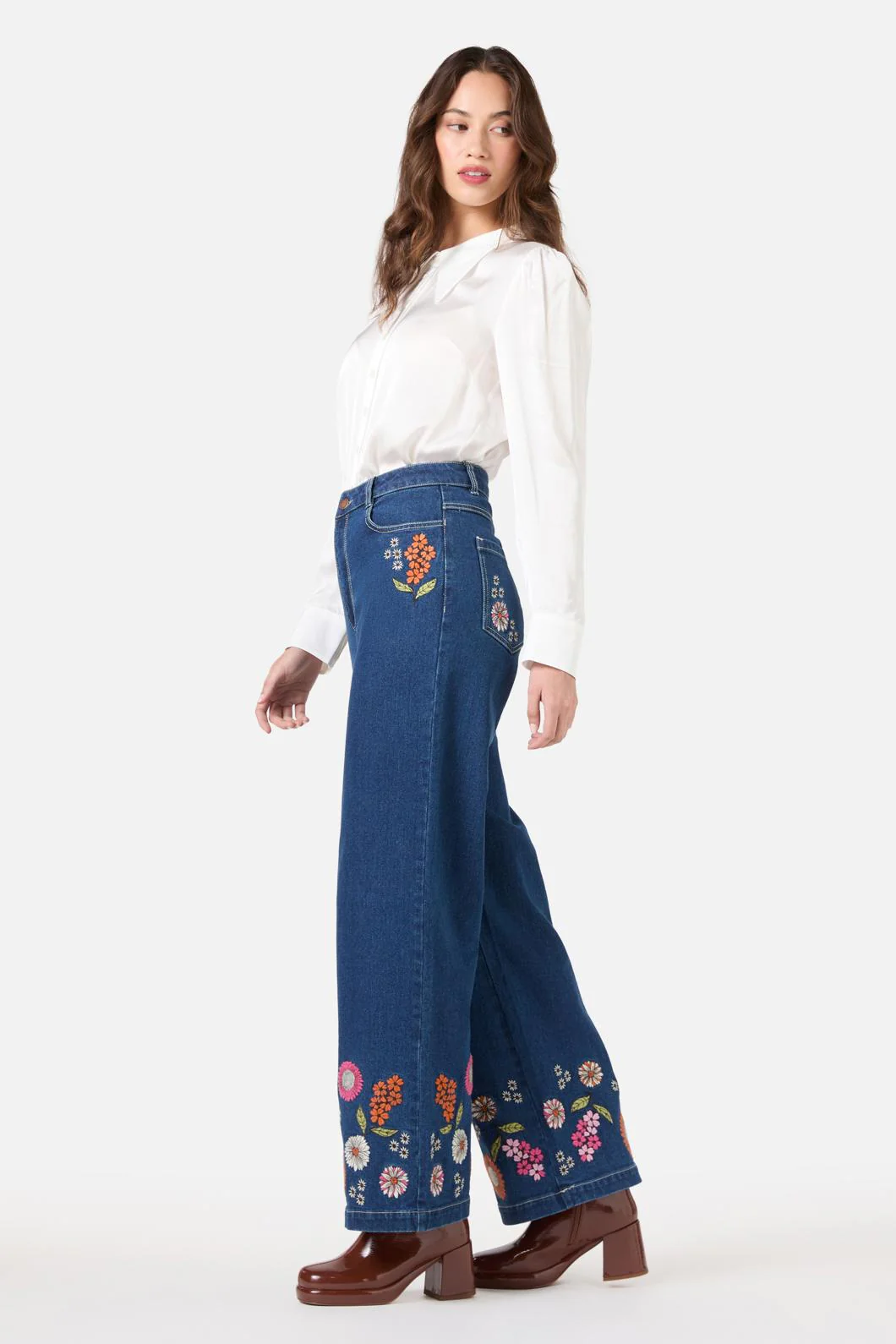 Viva Floral Embroidered Jean - Image 4