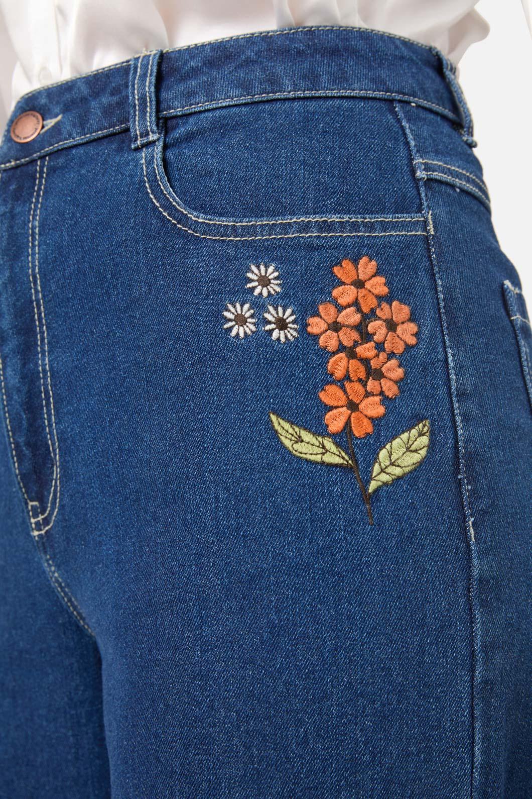 Viva Floral Embroidered Jean - Image 6
